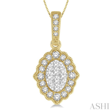 14K Yellow Gold Lattice Edge Oval Shape Lovebright Pendant, 0.25 Carat TW